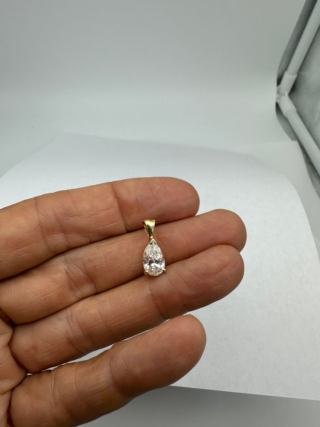 Certified 1.83 Carat Pear Shaped Diamond Solitaire Pendant SI1, E color 14 karat