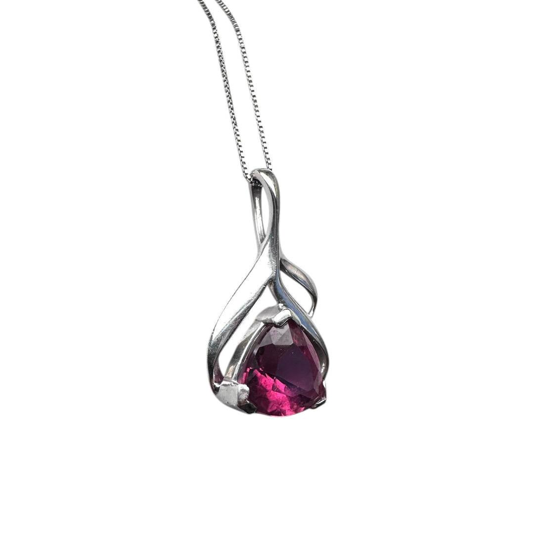 14kt Pink 4.25ct Tourmaline Trillion-Cut With Chain