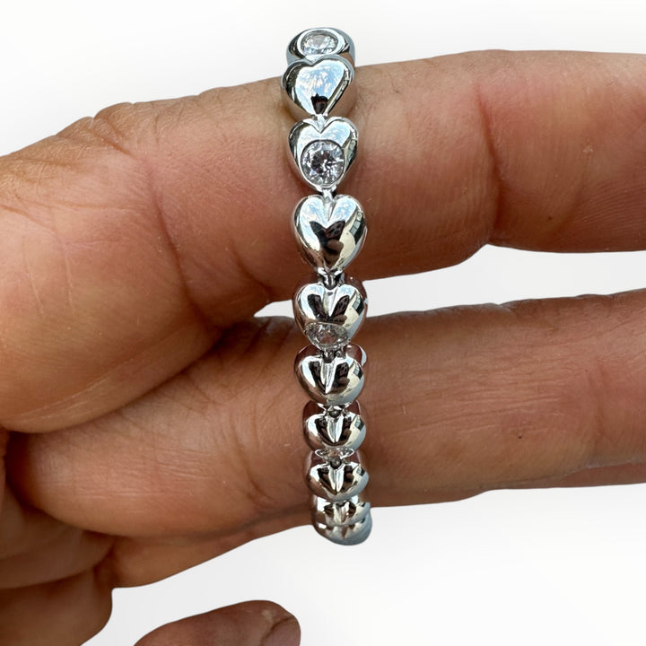 18K White Gold Heart Link Diamond Tennis Bracelet - 2.25 CTW VS-G
