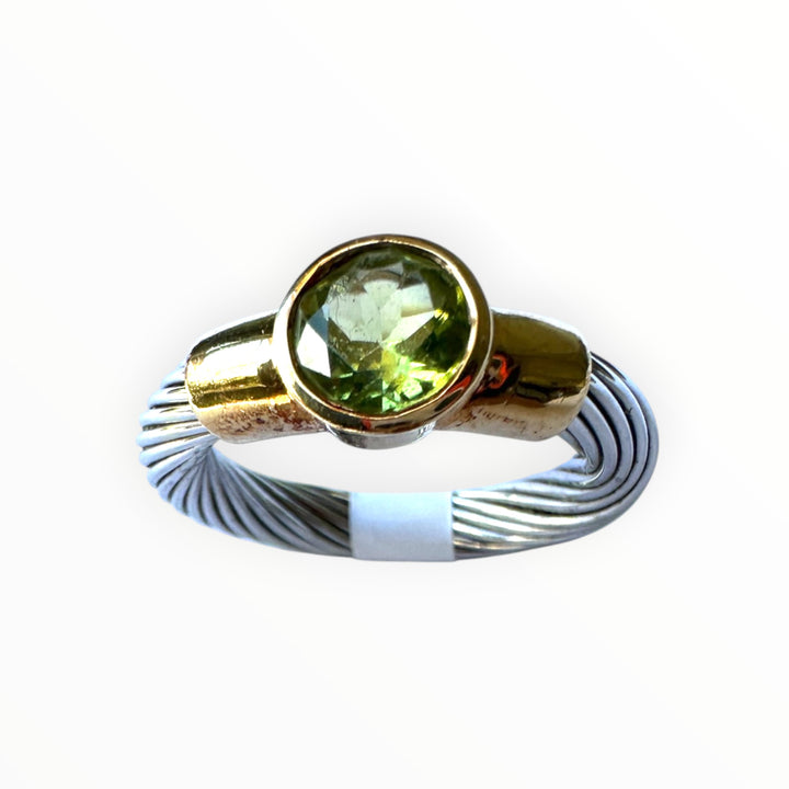 14 karat yellow gold cable ring with brilliant 1.00 carat green peridot gemstone