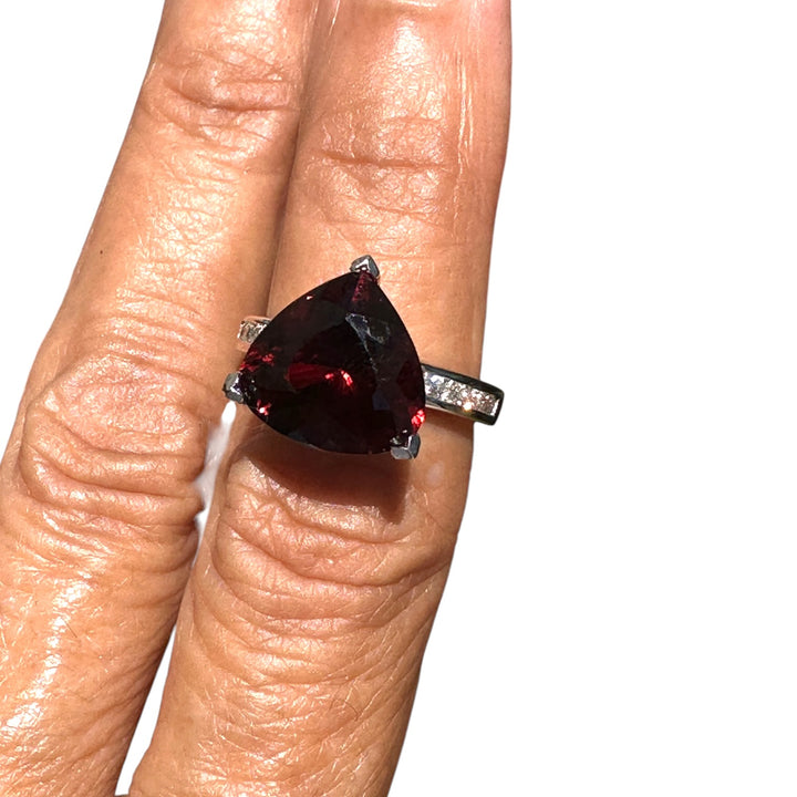11.00 ct Trillion Rhodolite Garnet, 0.50 ct Diamond Ring in 14 Karat White Gold
