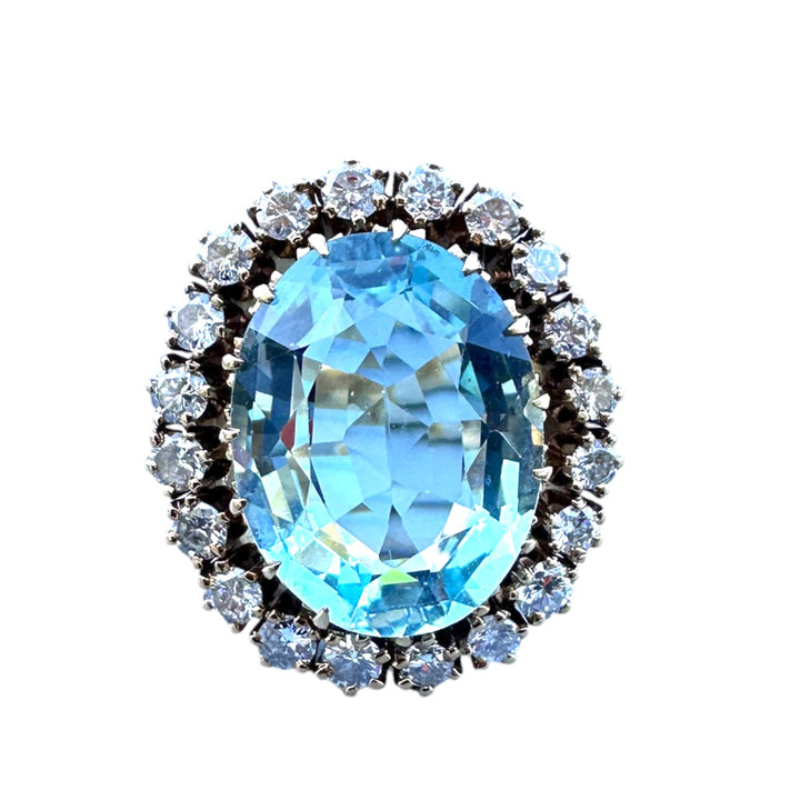 Mid-Century 10.90ct Aquamarine, 2.00ct Diamond Halo Vintage VS Ring