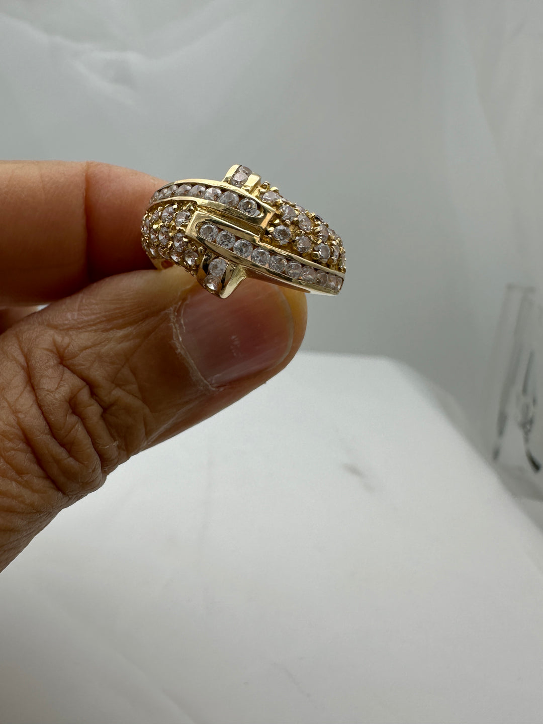 18 Karat Yellow Gold, 1.30ct Diamond Dome Band Ring