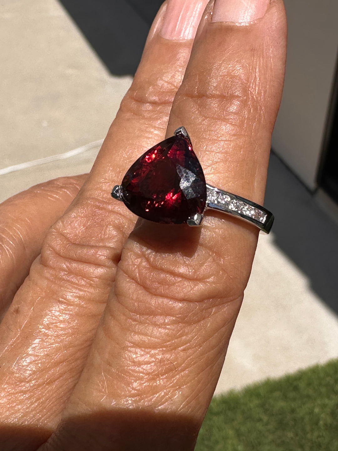 11.00 ct Trillion Rhodolite Garnet, 0.50 ct Diamond Ring in 14 Karat White Gold