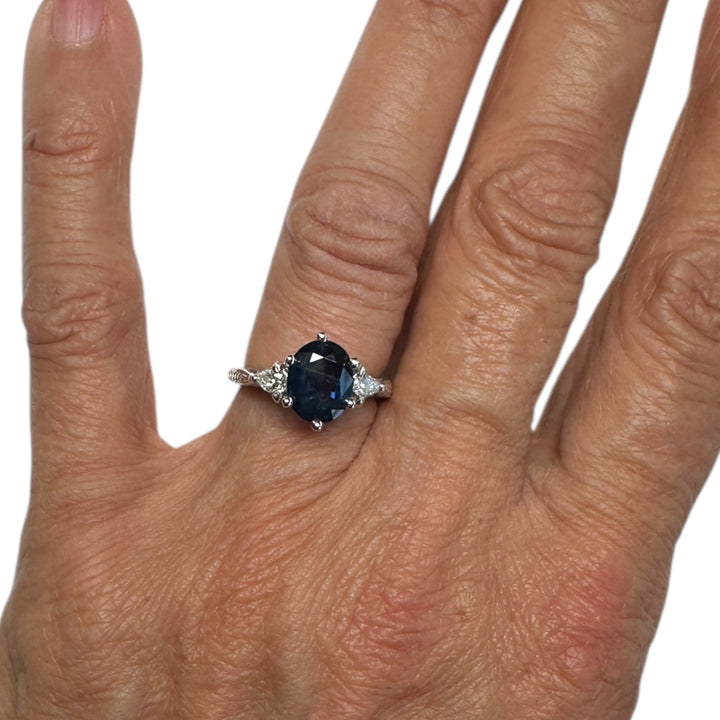 14 Karat 3-stone Oval 3.55 Carat Natural Sapphire and Diamond Ring