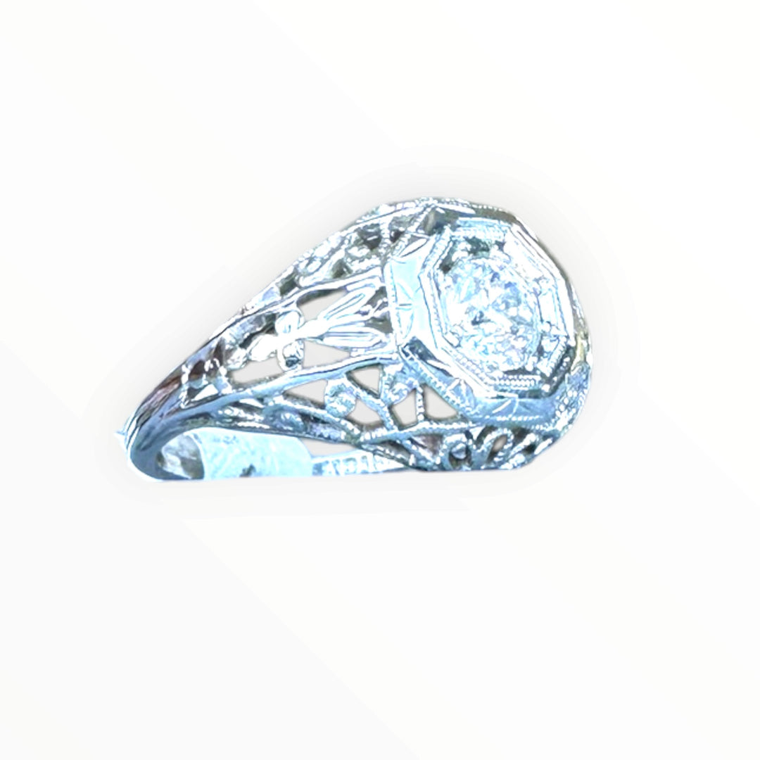 Antique Art Deco .30 Carat Old European Cut Diamond Filigree Ring in 18K White Gold, Circa 1920