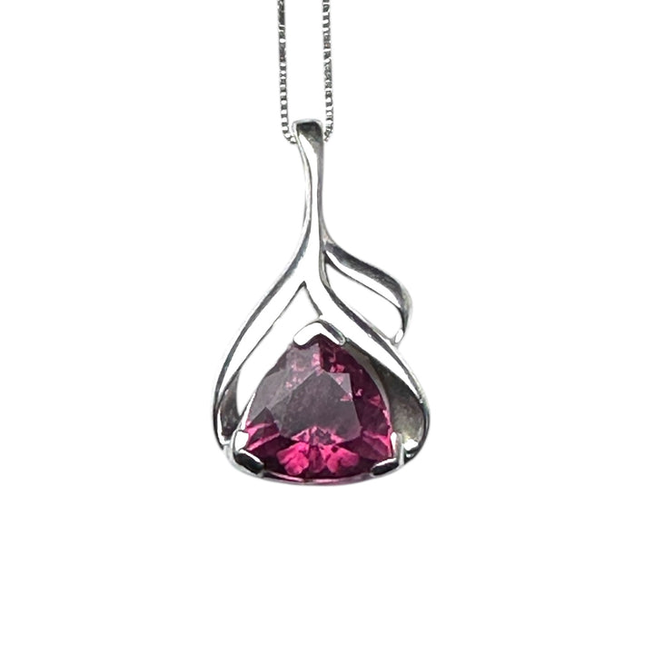 14kt Pink 4.25ct Tourmaline Trillion-Cut With Chain