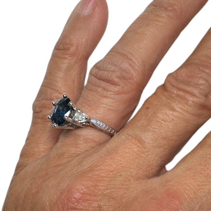 14 Karat 3-stone Oval 3.55 Carat Natural Sapphire and Diamond Ring