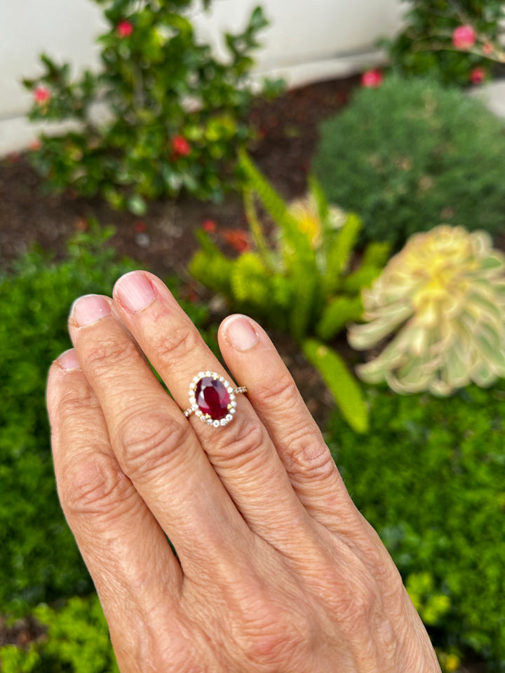 14 karat 3.93 carat red ruby halo ring