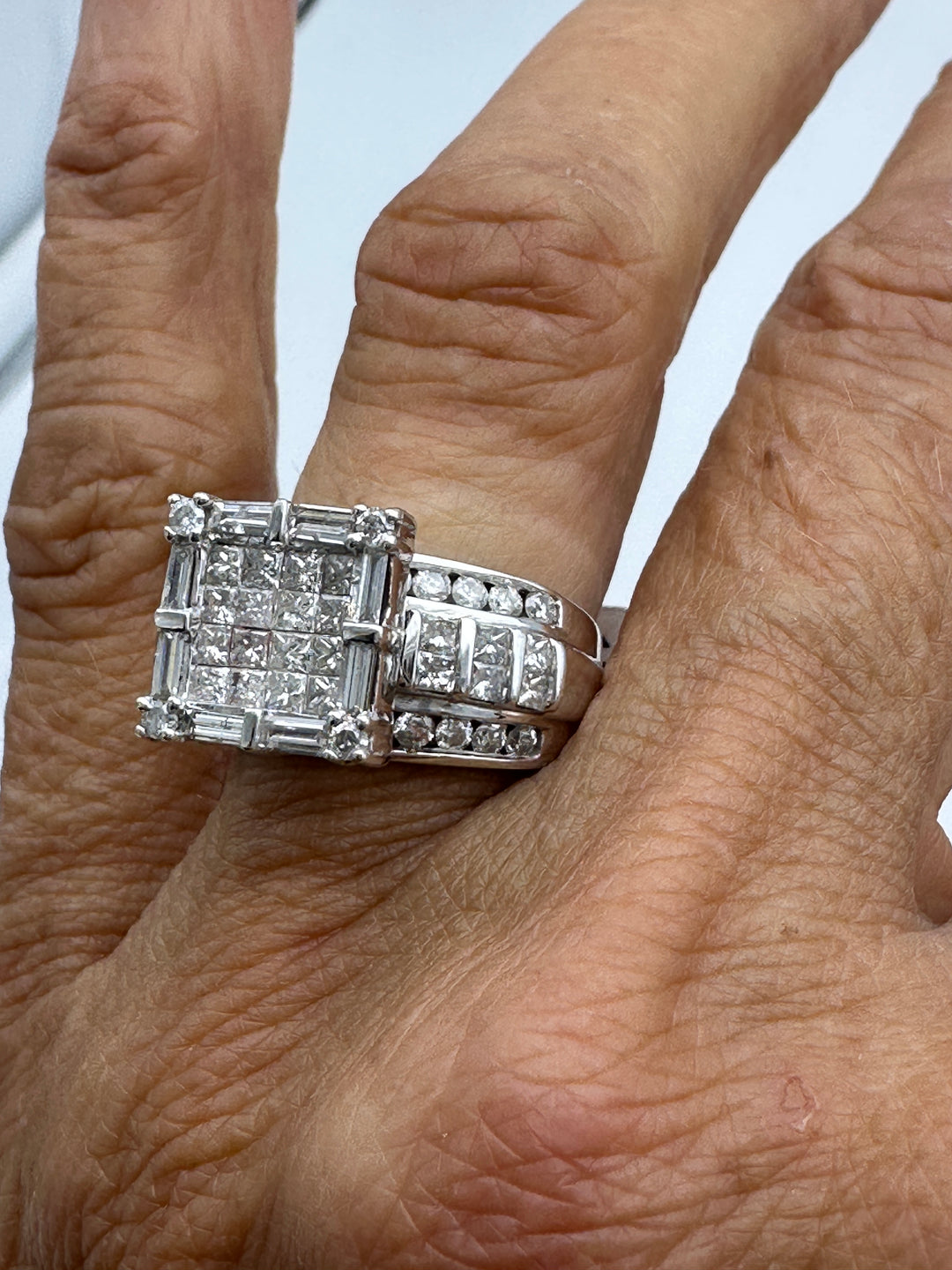 18 karat white gold, 3.50 carat diamond princess, invisible halo ring