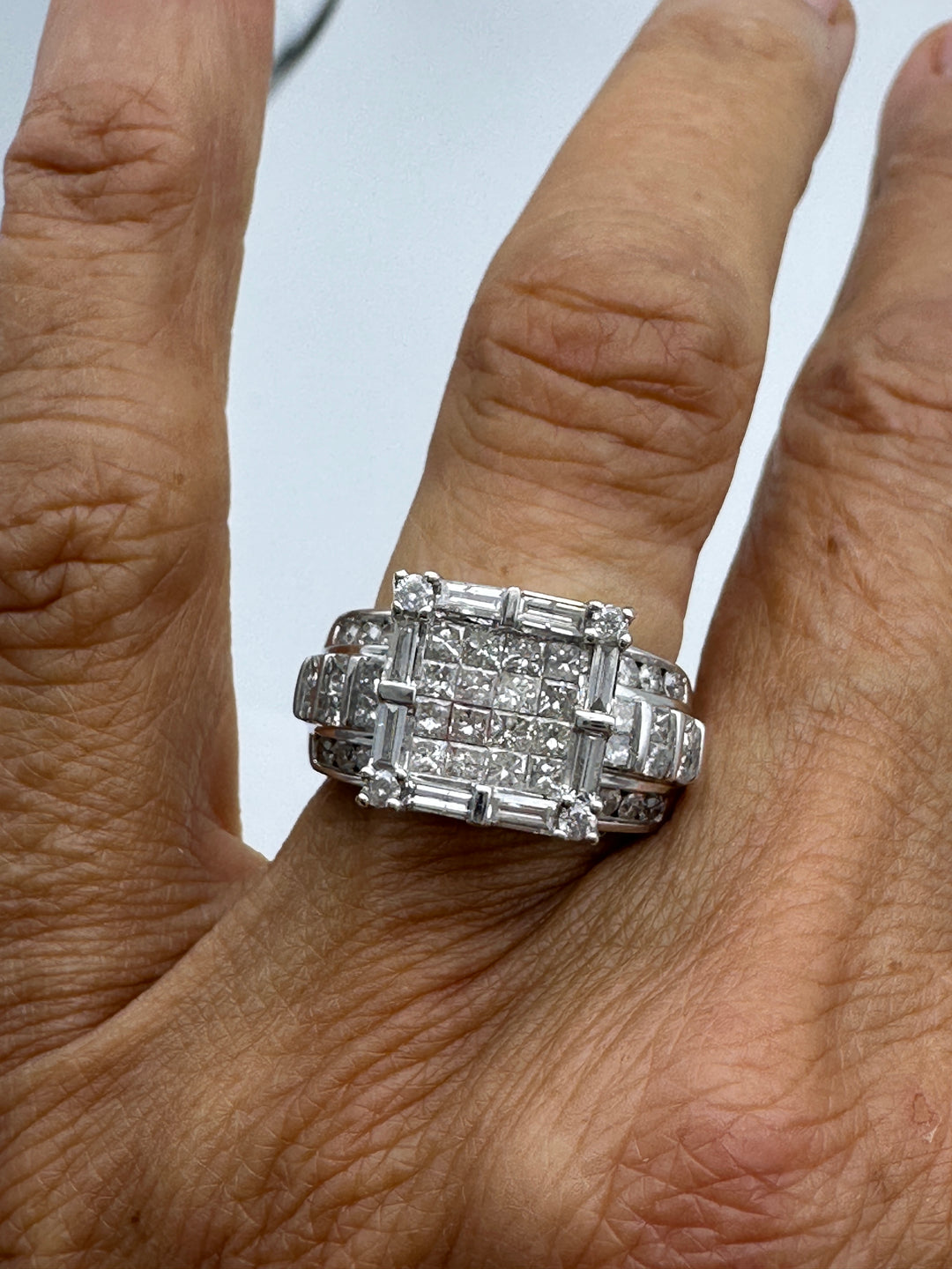 18 karat white gold, 3.50 carat diamond princess, invisible halo ring