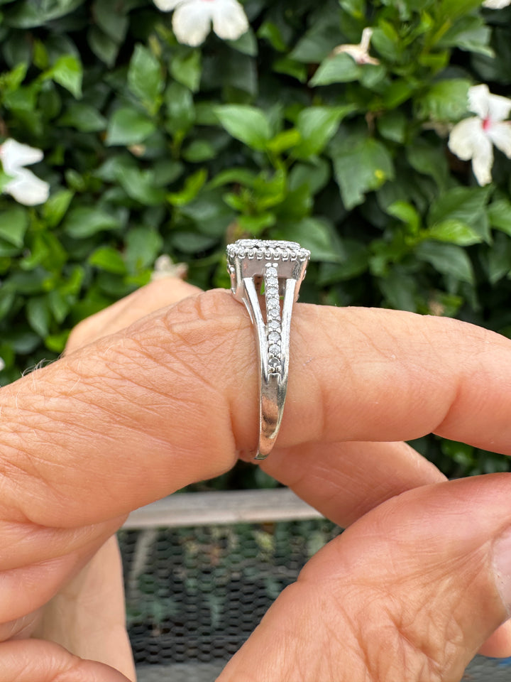 14kt 1.00 Carat Diamond Halo Ring White Gold