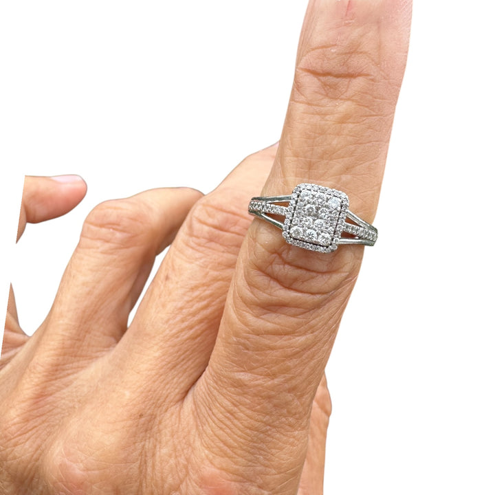 14kt 1.00 Carat Diamond Halo Ring White Gold