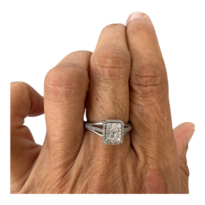 14kt 1.00 Carat Diamond Halo Ring White Gold