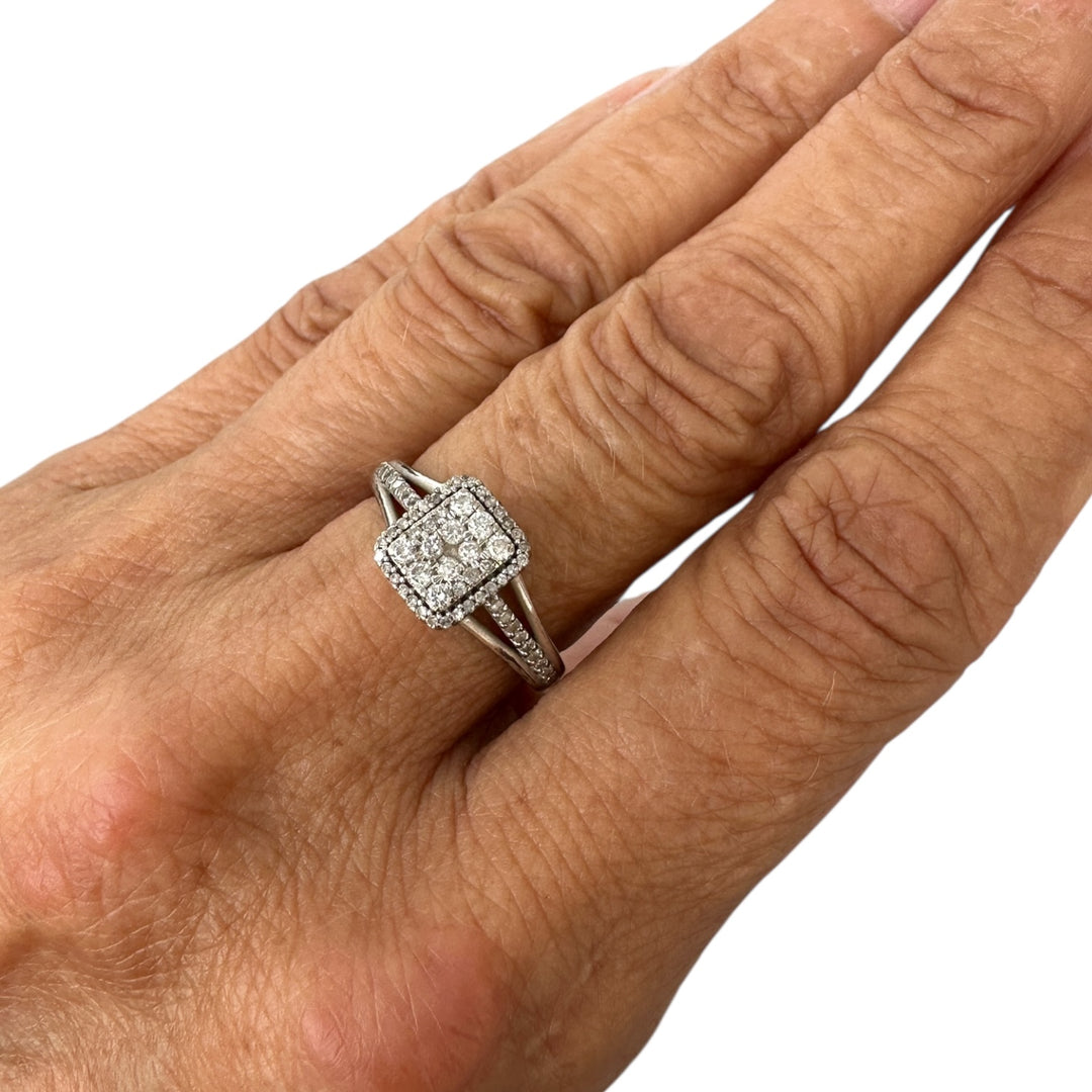 14kt 1.00 Carat Diamond Halo Ring White Gold