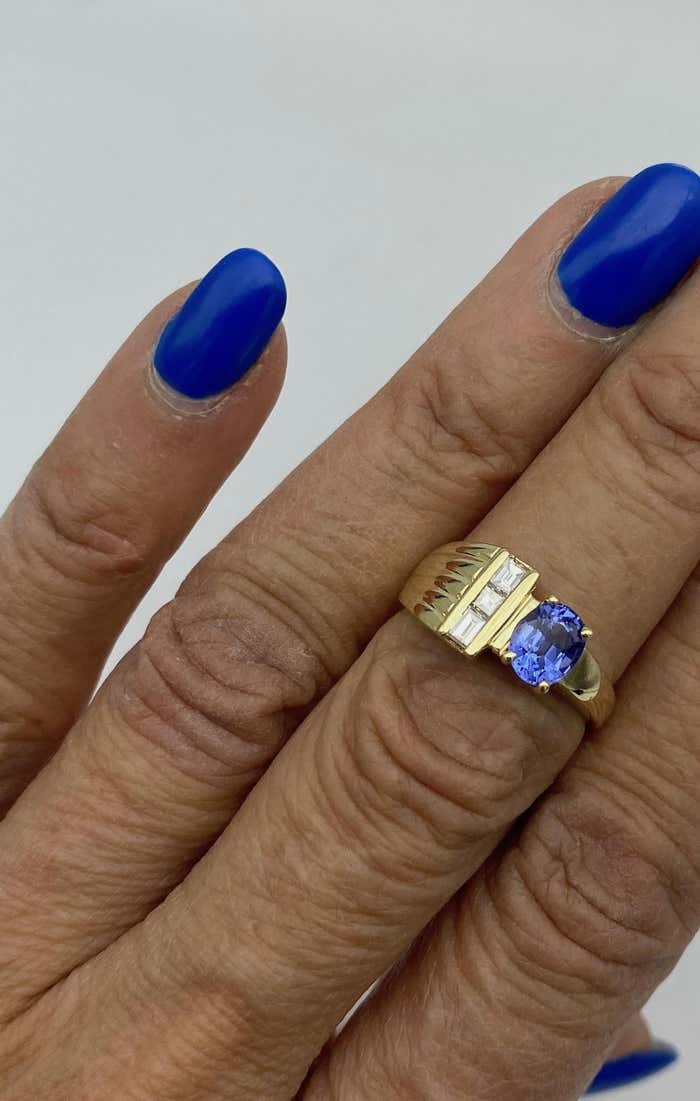 Tanzanite and Baguette Diamond Ring 14kt Yellow Gold