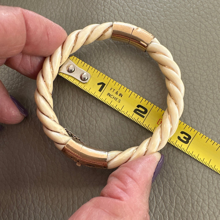 14k 8mm Gold Twist Ivory Colored Clamp Bracelet