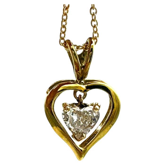 .35 ct Heart Diamond Pendant Yellow Gold VS Quality