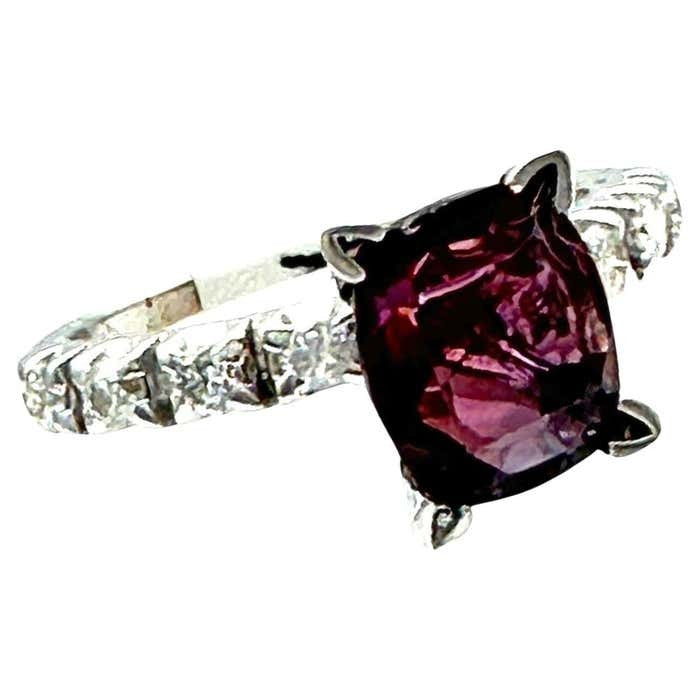 2.03 Ct Reddish Purple Sapphire and Diamond Engagement Ring