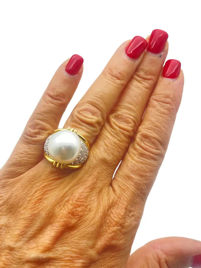 18k Yellow Gold South Sea Pearl Diamond 1.00 Carat Ring