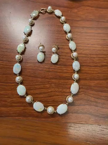 14 karat 30-Carat, Opal Necklace and Earrings Set