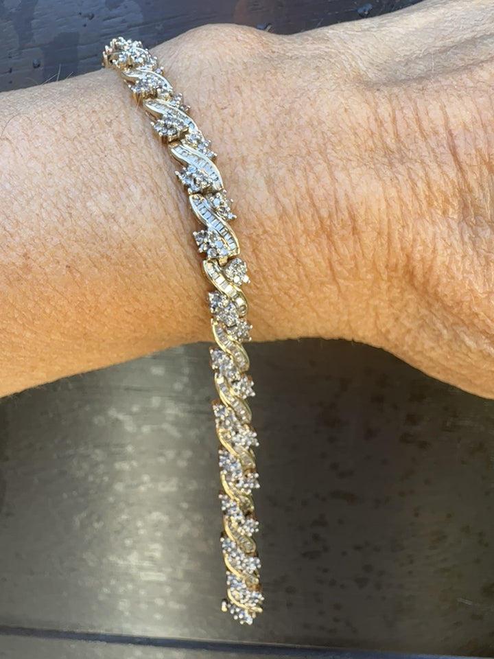 2.50 ct Diamond Baguette Link Bracelet