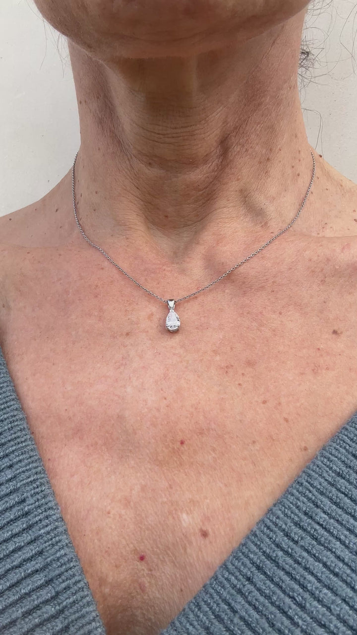 14Kt. Natural .85ct Pear Diamond Certified SI2-H Pendant & Chain