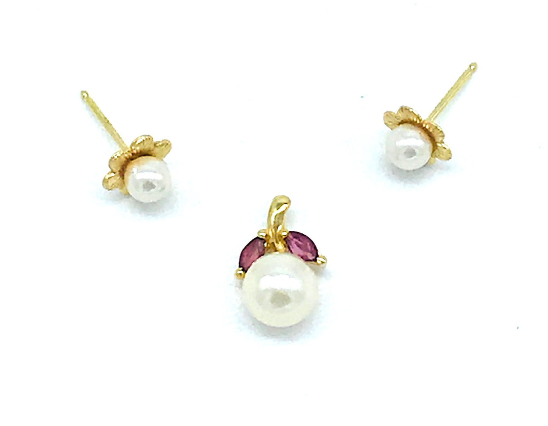 Pearl and Ruby Earring Pendant Set