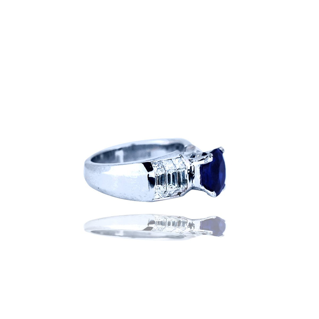 4.89 ctw Diamond and Kyanite Invisible Solitaire Ring 18kt White Gold