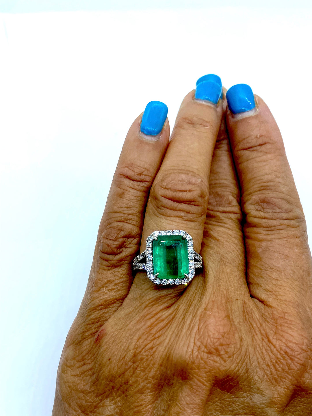 18K Colombian Emerald and Diamond Halo Ring 7 Carat
