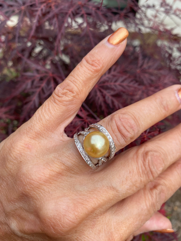 14Kt South Sea Pearl and Diamond Ring .87 Ct