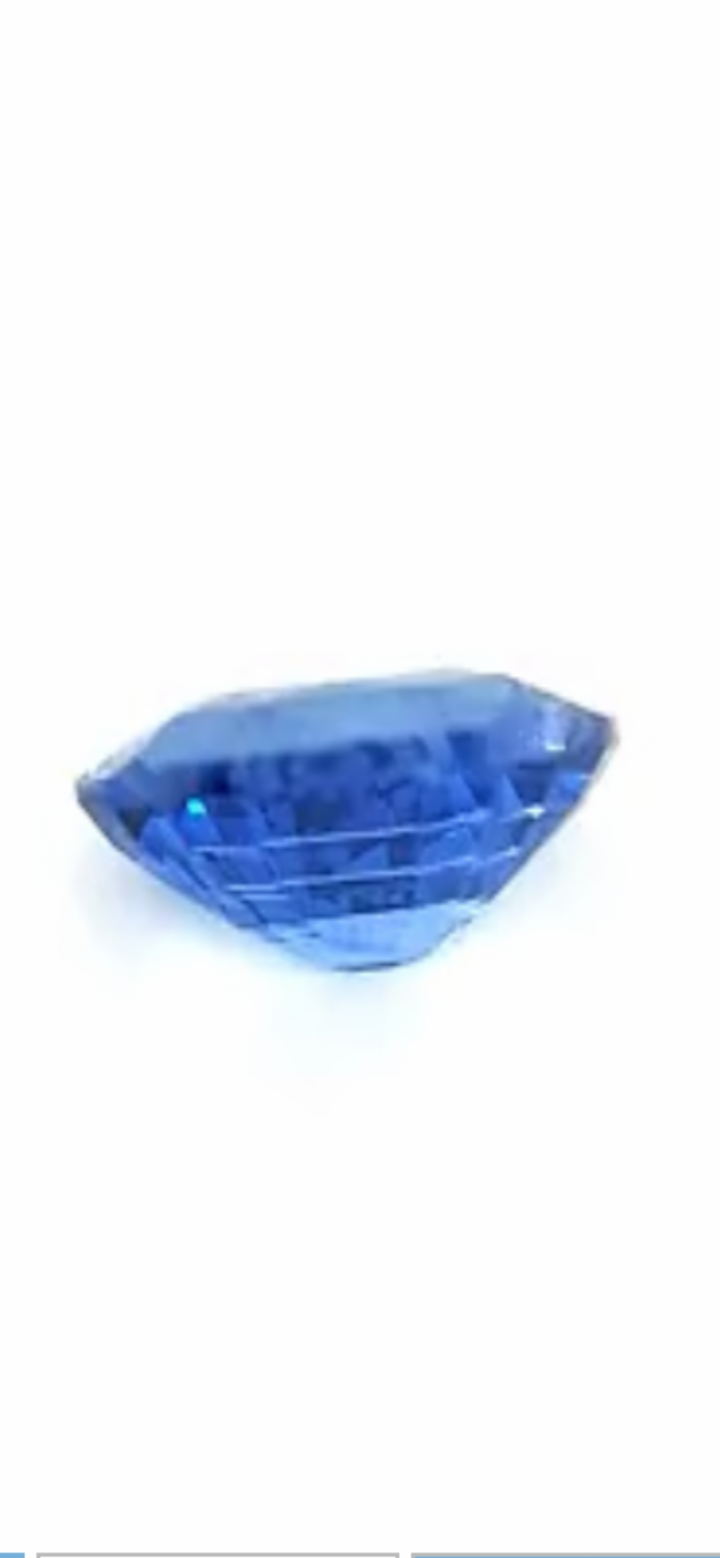 Sapphire and Diamond Ring 3.70 ctw 18kt